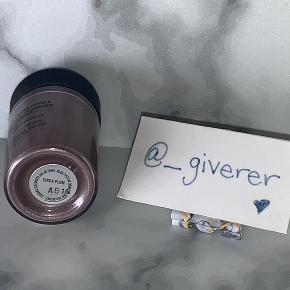 CIRCA PLUM - MAC Pigment - Picture 4 of 15